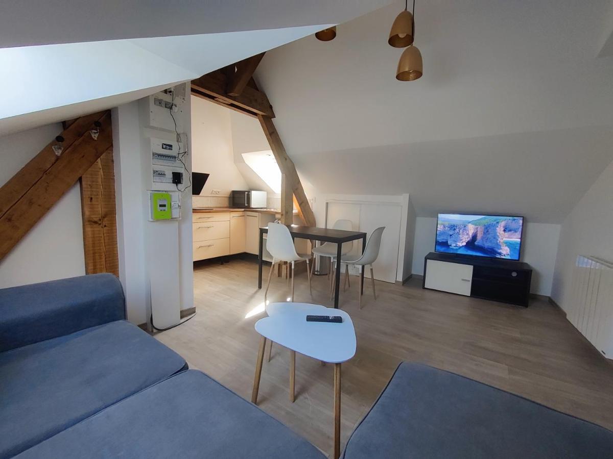 Appartement T3 "Yuca" Hyper Centre D'Ernée Екстериор снимка