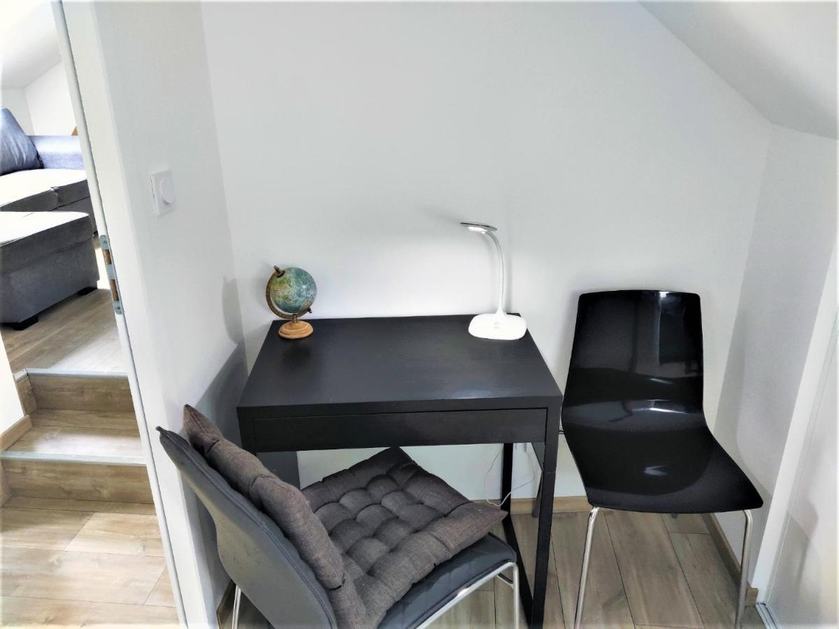 Appartement T3 "Yuca" Hyper Centre D'Ernée Екстериор снимка